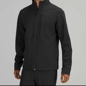 Lululemon mens sojourn jacket size small
